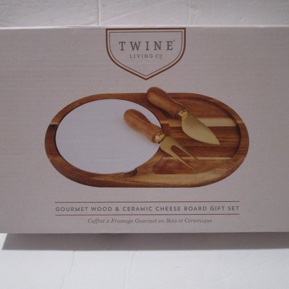 Gourmet Cheese Board Gift Quality NIB